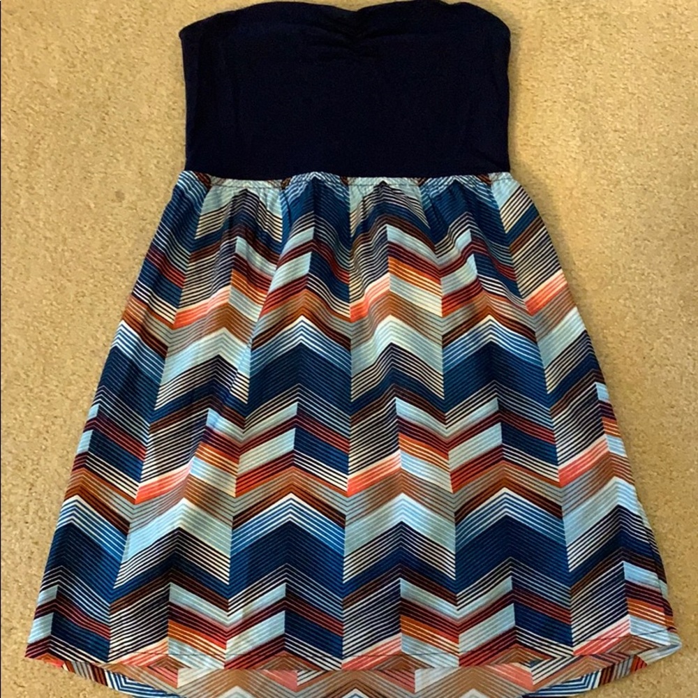 Navy strapless Roxy dress
